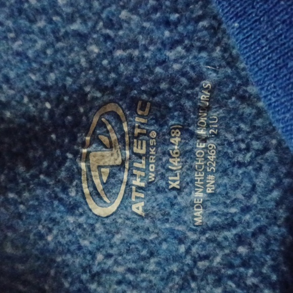 💙🌺Athletic Works Men's Blue SweatShirt - Picture 3 of 4